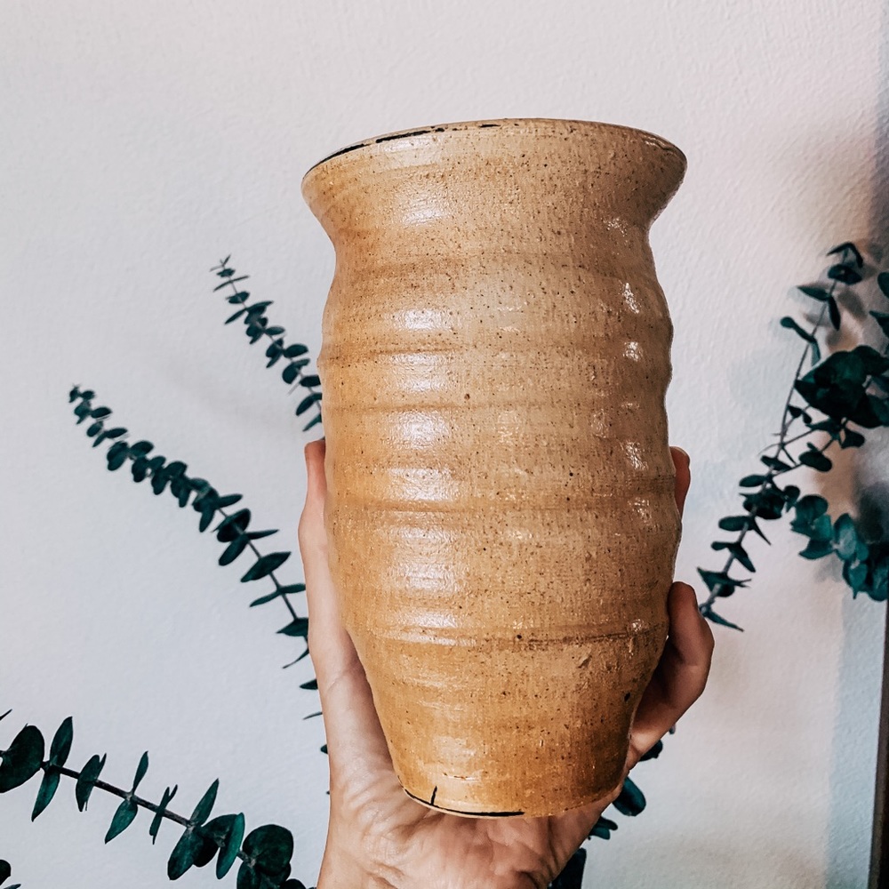 Handmade bohemian style vase 🌿